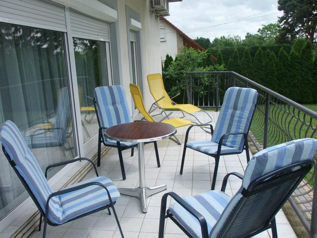 Levente Apartman Balatongyörök Eksteriør billede